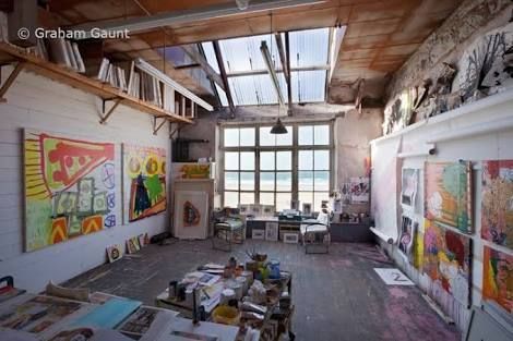 grand studio Art Studio Sketch, Artists Studios Workspaces, House With Art Studio, Porthmeor Beach, Home Art Studios, Studio Renovation, Beach Studio, Painters Studio, Artists Studios