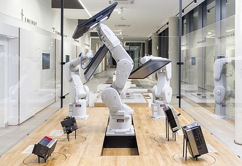 Industrial Robots, Robotic Arm, Health Tech, Showroom Design, Red Dot Design, Dot Design, Exhibition Design, Design Awards, Lab