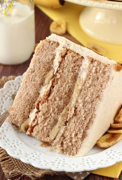 Banana Foster Cake Recipe, Rum Cake Recipe From Scratch, Banana Rum Cake, Bananas Foster Cake, Cinnamon Bananas, Banana Foster Recipe, Cake Recipe From Scratch, Banana Foster, Rum Sauce