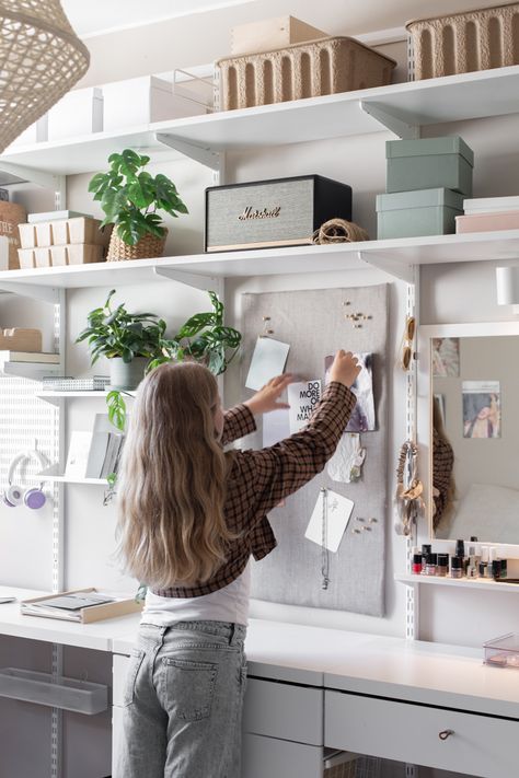 Bedroom Desk With Shelves, Teenage Bedroom Makeover, Desk Teen Bedroom, Teen Girl Bedroom Desk, Ikea Teen, Teens Desks, Teen Room Mirror, White Teenage Bedroom, Teen Bedroom Shelving Ideas