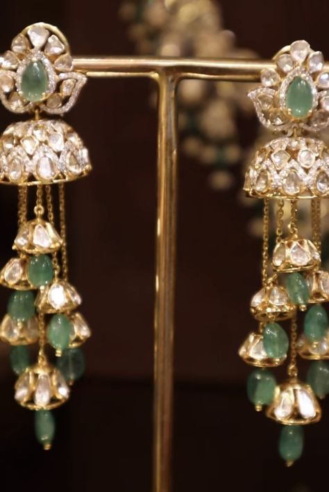 Polki Earrings Designer, Diamond Earrings Indian, Beautiful Wedding Jewelry, Vintage Indian Jewelry, Jaipur Jewelry, Simple Jewellery, Silver Jewelry Accessories, Indian Jewelry Earrings, Antique Gold Jewelry Indian