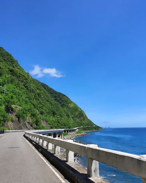 Patapat Bridge, Ilocos Norte ☀️🛣🚗 #whygophilippines #patapatbridge #ilocos #ilocosnorte #summer #northluzon #pagudpud Patapat Bridge Ilocos Norte, Pagudpud Ilocos Norte, Pagudpud, Ilocos Norte, Cartoon Profile, Cute Makeup Looks, Cartoon Profile Pics, Profile Pics, Cute Makeup