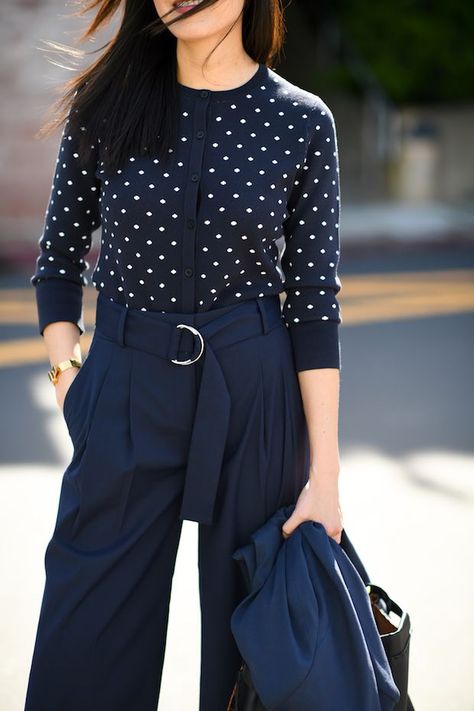 Navy Blue Polka Dot Shirt Outfit, Denim Trousers Outfit, Polka Dot Shirt Outfit, Polka Dot Jacket, Outfit Ideas Fashion, 2piece Outfits, Navy Outfit, Professional Fashion, Weekend Outfit