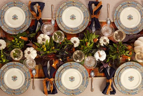 How To Make Thanksgiving A Feast For The Eyes – Lenox Corporation Thanksgiving China Dinnerware, Christmas Plates Setting Holiday Tables, Gold Dishwasher, Autumn Bread, Lenox Christmas Ornaments, Autumn Dinner, Plates And Bowls Set, Autumn Salad, Thanksgiving Table Settings