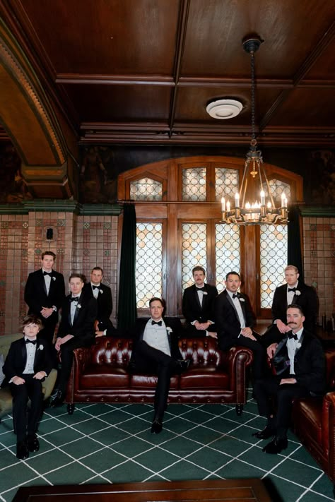 Old Money Aesthic Wedding Portraits Groom And Groomsmen Attire Tuxedo, Great Gatsby Wedding Aesthetic, Old Money Reception, Mafia Style Wedding Photos, Old Money Groomsmen, 40s Themed Wedding, Old Money Bridesmaids, Mob Wedding Aesthetic, Wedding Ideas Old Money