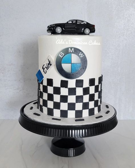 BMW cake 🏁🖤🏁🖤 . . . . . . . #bmwcakes .#cakeformansbirthday .#cakemasculino .#lovecakes❤️🎂 .#dominicancakesmiami .#cakedominicanoenmiami .#miamidominicancakes .#hollywoodcakes #suspirodominicano🇩🇴 .#suspirodominicanocake Guy Birthday Cake, Car Guy Birthday, Bmw Cake, Guy Birthday, 30th Birthday Cake, Cake In A Can, Birthday Cakes For Men, Man Birthday, Car Guys