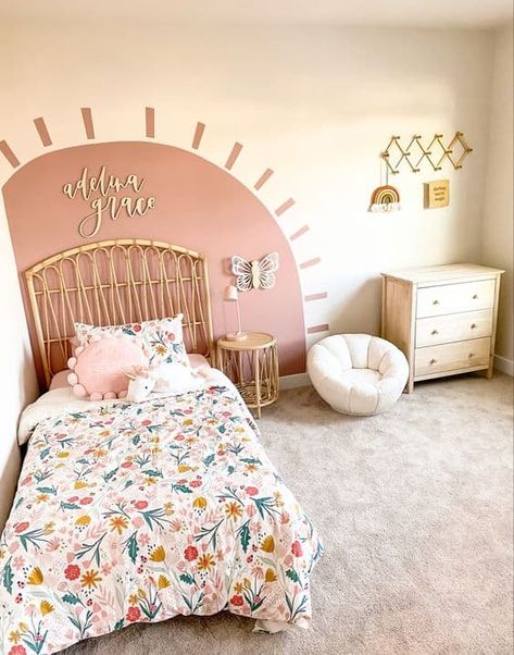 Toddler Room Ideas Girl Boho, Kids Room Inspo Girl, Simple Toddler Room Girl, Boho Bedroom Kids Girl, Boho Kids Bedroom Girl Rooms, Toddler Big Girl Room Ideas, Toddler Room Themes Girl, Pink Boho Toddler Room, Toddler Room Inspo Girl