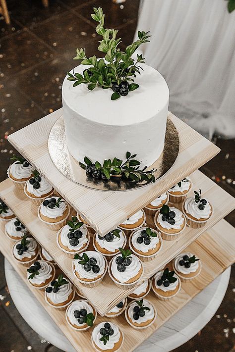 French Wine Country Wedding, Simple Green Wedding Cake, Simple Wedding Cake Green, Wedding Dessert Table Set Up, Simple Green Wedding Decor, Green Wedding Dessert Table, Green Wedding Cupcakes, Boho Wedding Dessert Table, 2023 Wedding Cake