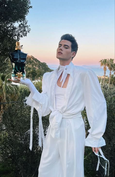 Men Ethereal Aesthetic, Male Suits Fashion, Mens Ethereal Fashion, Greek Inspired Outfits Men, Angelic Outfits Aesthetic Male, Glamour Aesthetic Men, Ethereal Aesthetic Men, Met Gala Male Outfits, Unisex Formal Wear