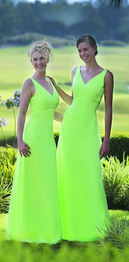 i like thee color, but not the dresses so much; good idea for spring, outdoors wedding like i want! (: Neon Wedding Theme, Lime Green Bridesmaid Dresses, Elegant Wedding Colors, Lime Green Weddings, Lime Green Dress, Fiesta Wedding, Wedding Dress Sash, Perfect Bridesmaid Dress, Green Neon