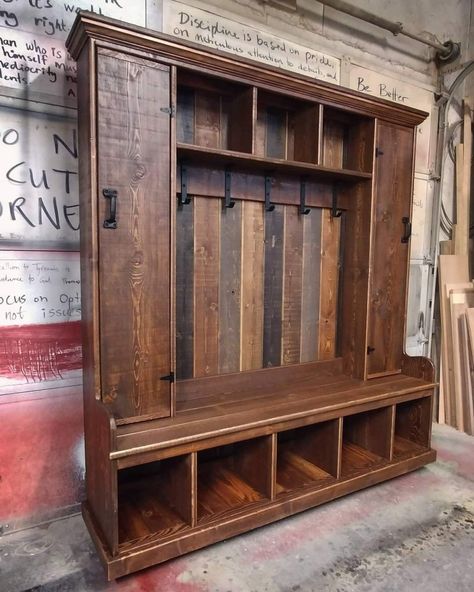 Rustic Hall Trees, Industrial Hall Tree, Entry Way Lockers, Industrial Hall, Hall Tree Bench, Hall Tree With Storage, Built In Shelves Living Room, Rustic Furniture Diy, Mudroom Decor