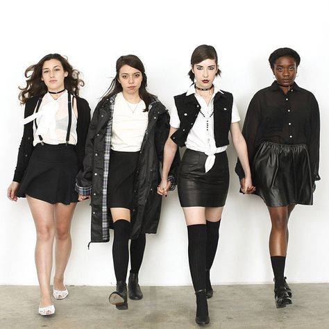 The Craft The Craft Movie, Easy Halloween Costumes For Women, Character Halloween Costumes, Thrifty Fashion, Witchy Outfits, Movie Halloween Costume, Strega Fashion, Kourtney Kardashian Style, Diy Halloween Costumes For Women