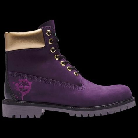 Purple Timberlands Gotta love em ❤️ Purple Timberland Boots, Purple Boots, Timberlands, Timberland Boots, My Boards, Designer Shoes, Women Shoes, Luxury Fashion, Purple