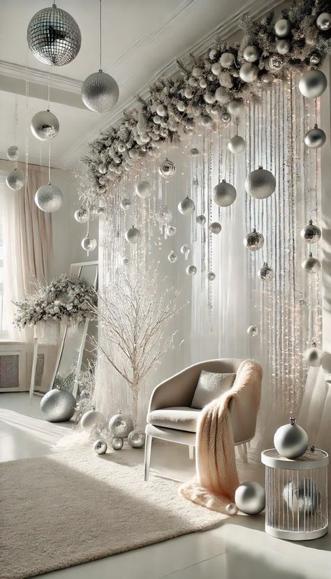 New Year Aesthetic Decoration, Christmas Set Photography, Xmas Decorations Living Room, White Xmas Decorations, Christmas Decor Ideas For Living Room, Christmas Decorations Room, Room Christmas Decor Ideas, Christmas Room Decorations, Christmas Ceiling Decorations