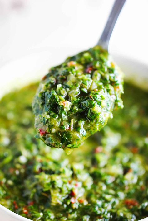 This best chimichurri sauce is bold in taste Authentic Chimichurri Recipe, Chermoula Sauce, Cilantro Chimichurri, Chimichurri Sauce Recipe, Chimichurri Recipe, Herb Sauce, Chimichurri Sauce, Healthy Food Delivery, Steak Sauce