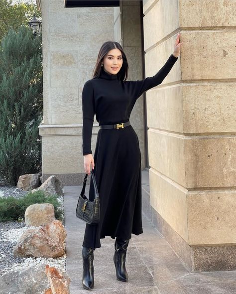 Long Boots Modest Outfit, Outfits With Suit Jackets Women, Long Boots Office Outfit, Winter All Black Outfit Classy, Long Boots Outfit Hijab, Boots And Midi Skirt Outfit, Modest Knee High Boots Outfit, Black Fall Dress Outfit, Modest Outfit Winter