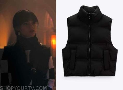 Wensday Adams 2022, Puffer Vest Outfit Black, Wednesday Clothes, Black Puffer Vest Outfit, Addams Outfit, Wensday Adams, Wednesday Style, Wednesday Addams Outfit, Puffer Vest Fashion