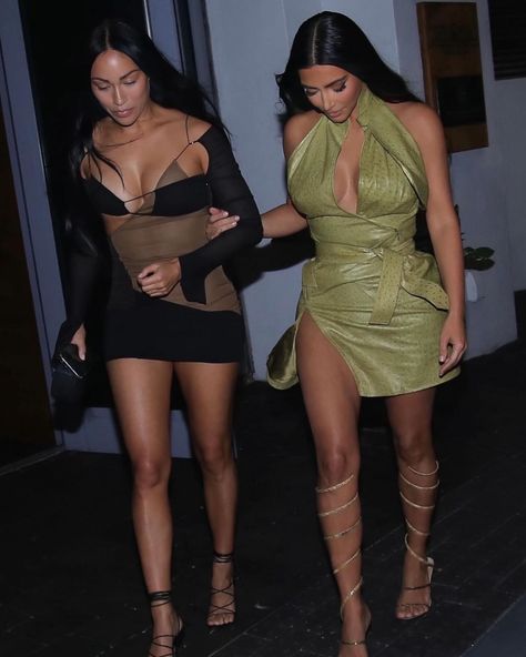 Kim and @steph_shep 🤍 #KylieJenner#KrisJenner#KUWTK#KimKardashian#KhloeKardashian#KourtneyKardashian#StormiWebster#AireWebster#TrueThompson#TatumThompson#SaintWest#NorthWest#ChicagoWest#PsalmWest#KylieCosmetics#KylieSkin#KendallJenner#Jenner#JennerSisters#Kardashian#Kardashians#KardashianSisters#KardashianFamily#KeepingUpWithTheKardashians#TheKardashians#TheKardashiansHulu#KardashiansHulu#KingKylie#Khy Steph Shep, Kim Kardashian West, Kim Kardashian Style, Kim K, Kardashian Style, Best Friend Goals, Khloe Kardashian, Kim Kardashian, Kylie Jenner