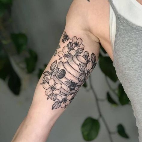 Bee Hive Tattoo Ideas, Bumble Bee Sleeve Tattoo, Bee Themed Tattoo, Bee With Flowers Tattoo, Bee Sleeve Tattoo, Bee And Honeycomb Tattoo, Bee Hive Tattoo, Honeycomb Tattoo Sleeve, Beehive Tattoo