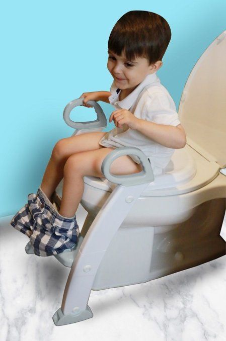 16 Potty Training Tips for Boys that ACTUALLY Work - Just Simply Mom Best Potty Training Seat, Tips For Boys, Best Potty, Potty Training Toilet, Portable Potty, Potty Training Seats, Potty Training Boys, Starting Potty Training, Kids Potty