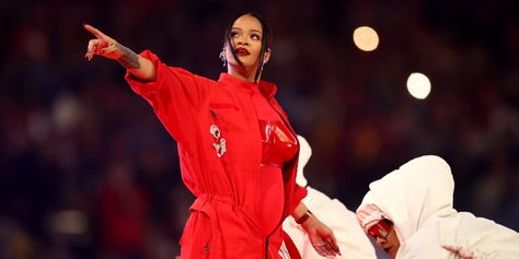 Rihanna Superbowl, Rihanna Baby, Rihanna Makeup, Super Bowl Outfit, Rihanna Outfits, Baby News, Halftime Show, A$ap Rocky, Colin Kaepernick