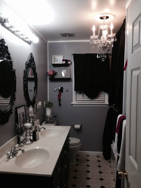 My latest renovation Gothic Modern House Decor, Modern Goth Bathroom, Alt Bathrooms, Goth House Ideas, Emo Bathroom, Goth Bathroom Ideas, Grunge Bathroom, Gothic Bathroom Ideas, Retro Apartment Decor