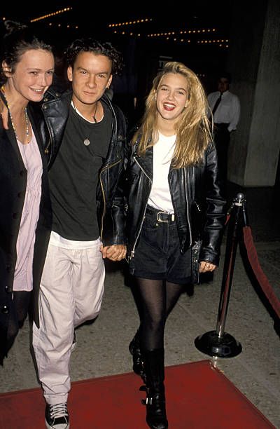 "Longtime Companion" Los Angeles Screening Balthazar Getty, Drew Barrymore 90s, Black Maxi Gown, Fashion Guys, Look 80s, 90s Grunge Hair, 90’s Grunge, The Wedding Singer, Outfit 90s