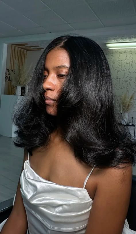 Healthy Hair Goals, Healthy Black Hair, Bday Hair, Straightened Hair, Pressed Natural Hair, Hair In The Wind, Silk Press Natural Hair, 90s Hair, Natural Hair Goals