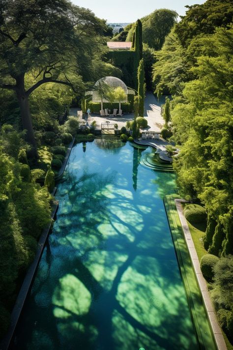 Oh the old money life Old Money Pool, Old Money Life, Mansion Aesthetic, Modern Gardens, Villa Pool, House Villa, Dream Life House, Modern Garden Design, Dream Pools