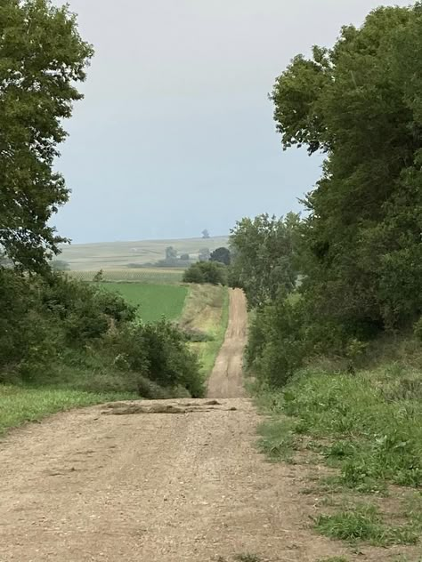 Iowa Summer Aesthetic, Midwest Farm Aesthetic, Midwest Country Aesthetic, Rural America Aesthetic, Justine Core, Midwestern Aesthetic, Iowa Aesthetic, Midwest Countryside, Homemade Sweet Tea