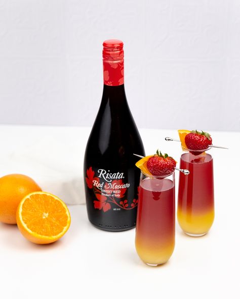 Rise and shine this weekend with a Risata Sunrise Mimosa! 🌅⁠ ⁠ Risata Sunrise Mimosa Cocktail Ingredients: • 1 part orange juice • 1 part Risata Red Moscato • Splash of cranberry or pomegranate juice Directions: • Slowly pour Red Moscato on top for a layered look. • Top with a splash of cranberry or pomegranate juice. • Garnish with strawberries and orange slices! Sunrise Mimosa, Sweet Red Wine, Mimosa Cocktail, Mimosa Recipe, Cocktail Drinks Alcoholic, Yummy Alcoholic Drinks, Liquor Drinks, Boozy Drinks, Mixed Drinks Recipes