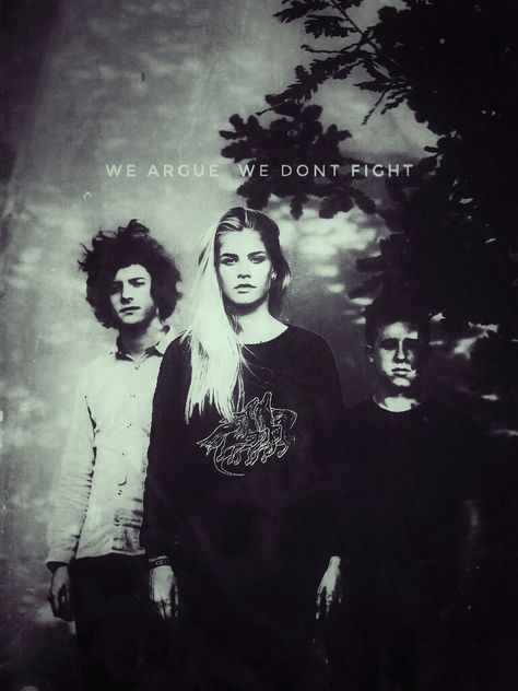 London Grammar - Metal and dust London Grammar, Grammar Posters, Room Posters, Grammar, Historical Figures, London, Movie Posters, Music, Art