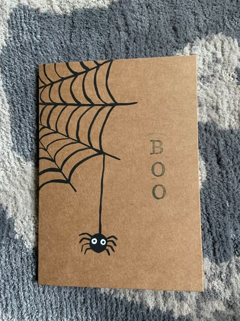 5 Halloween Cards. Each card is unique. No two cards are the same! Each card set comes with 5 envelops. Halloween Cards Diy, Menu Halloween, Carte Halloween, Invitation Halloween, Halloween Cards Handmade, Daisy Cards, Hand Painted Card, Envelope Art, Paint Cards