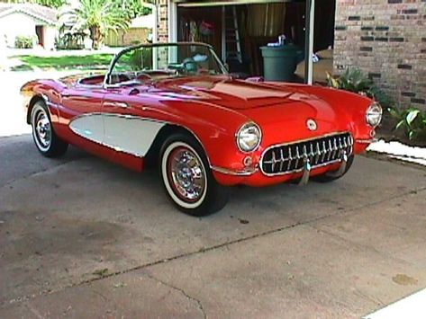 1957 Chevrolet Corvette - Pictures - CarGurus Chevy Bel Air 1957, 57 Corvette, Corvette 2015, Old Chevy Trucks, Chevrolet 1957, Bel Air Car, Chevrolet Vintage, 1957 Corvette, Old Chevy