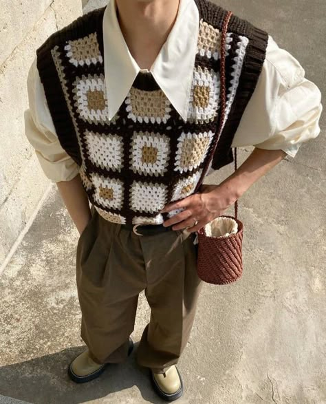 Crochet Vest For Man, Sweater Vest Mens Aesthetic, Crochet Clothes Men Ideas, Crochet Mens Clothes Pattern, Men Crochet Outfits, Mens Crochet Fashion, Men Knitted Vest, Crochet Sweater Vest Men, Crochet Sweater Man