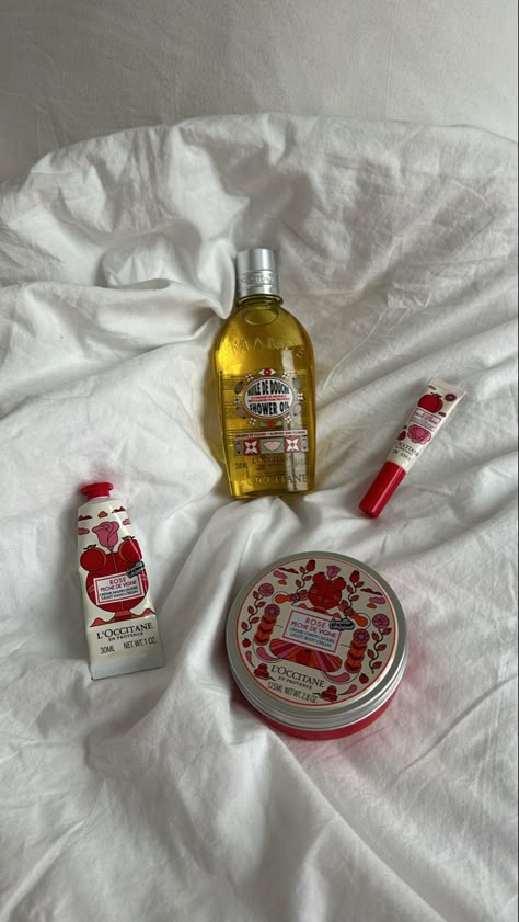 L'occitane Aesthetic, Loccitane Hand Cream, Loccitane Aesthetic, Rose Body Care, Rose Vine, Beauty Care Routine, Cream Aesthetic, Strawberry Blonde Hair, Shower Oil