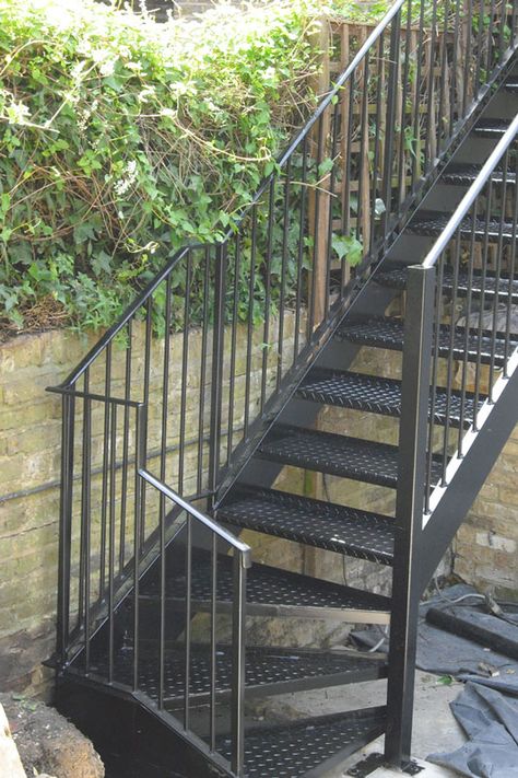 Exterior Steel Staircase London                                                                                                                                                                                 More Steel Staircase Outdoor, Metal Staircase Outdoor, Fabricated Staircase, Steel Staircase, Outside Stairs, Staircase Outdoor, Wrought Iron Staircase, External Staircase, Iron Staircase