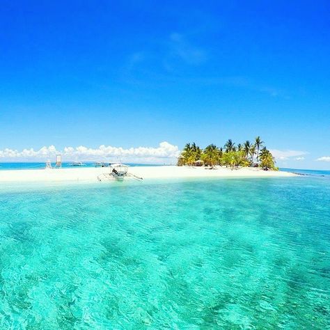 travelsguideamazing: "" Wsl Surf, Kalanggaman Island, Leyte, Tropical Beaches, Destination Voyage, Paradise On Earth, Beaches In The World, Surfing Waves, White Sand