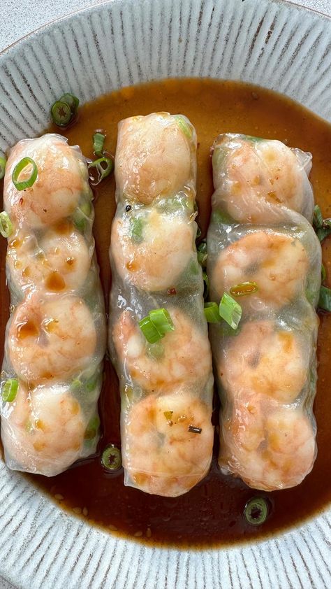 Samah Lakha | Steamed Prawn Rice Rolls (aka prawn cheung fun) This is a cheat’s version using rice paper instead of the traditional rice noodle roll… | Instagram Prawn Rice, Using Rice Paper, Cheung Fun, Rice Noodle Roll, Rice Rolls, Chilli Oil, Rice Paper Rolls, Buzzfeed Tasty, Onion Sauce