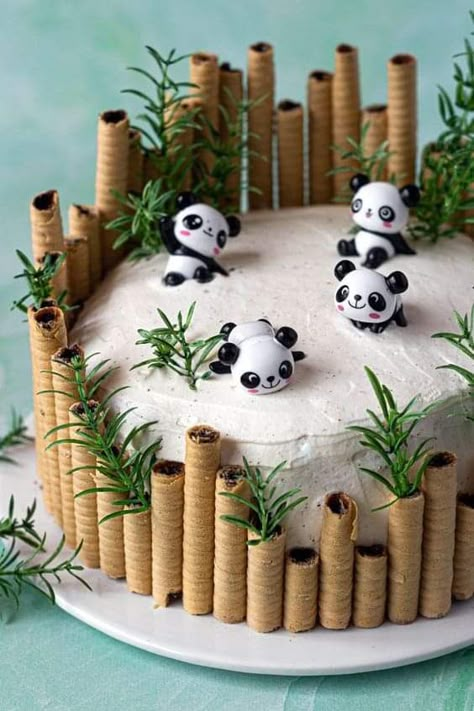 Pretty Cake Ideas, Pretty Cake, Panda Birthday, Panda Party, Homemade Alfredo Sauce, Amazing Cake, Bows Diy, Animal Cake, Easter Hair