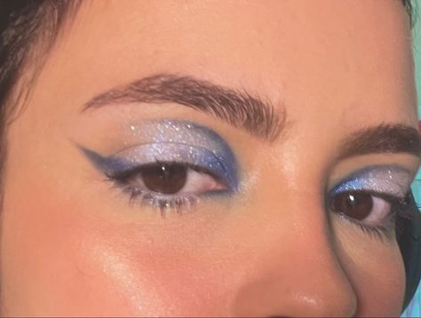 Blue On Brown Eyes, Blue Sparkly Eyeshadow Looks, Dark Blue Silver Makeup, Blue Brown Makeup Look, Stary Eye Makeup, Aesthetic Blue Makeup Looks, Euphoric Eye Makeup, Dark Blue Sparkly Makeup, Midnights Makeup Look