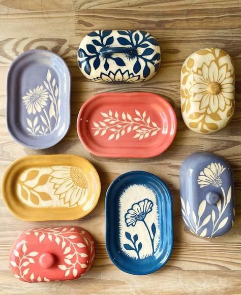 Handmade Ceramic Butter Dish, Handmade Butter Dish, Ceramic Butter Dish Handmade, Pottery Painting Butter Dish, Clay Butter Dish, Cute Ceramic Ideas, Butter Dish Pottery Painting, Butter Dish Pottery, Mishima Ceramics