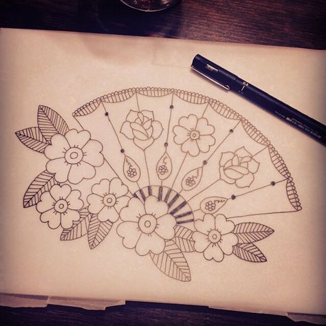 Neo traditional fan tattoo design American Traditional Fan Tattoo, Traditional Tattoo Arm, American Traditional Sleeve, Fan Tattoo, Cherry Blossom Tattoo, Traditional Tattoo Flash, Japanese Tattoo Art, Popular Tattoos, Black Ink Tattoos