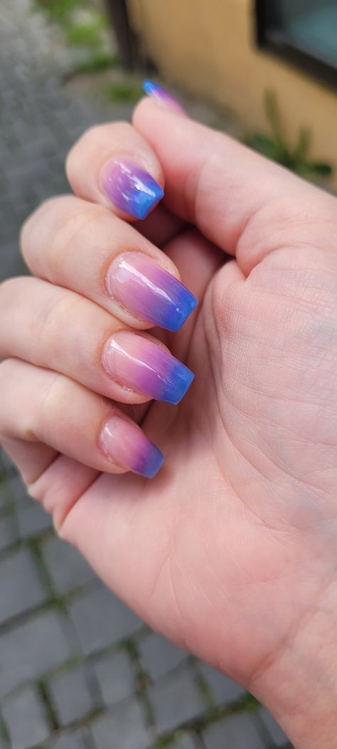 Subtle Bi Pride Nails, Pride Ally Nails, Pride Nails Bisexual, Bisexual Flag Nails, Bi Nail Ideas, Pink Blue And Purple Nails, Bi Pride Nails Designs, Bisexual Nail Ideas, Blue And Purple Ombre Nails