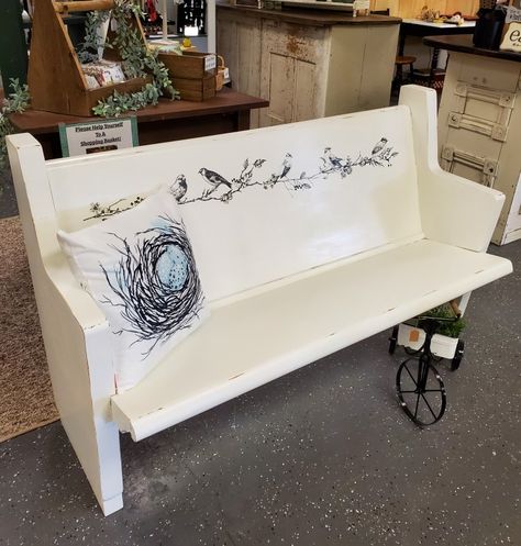 Diy Church Pew Benches, Church Pew Ideas Repurposed, Painted Church Pew, Pew Makeover, Church Pew Bench, Antique Furniture Makeover, Pew Bench, Front Porch Bench, Painted Outdoor Furniture