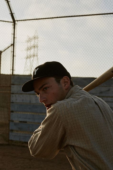 Mens Ball Cap Outfit, Cap Photography, New York Ball, Ball Cap Outfit, Cap Outfit, Outfits Hombre, Ball Cap, Editorial, Baseball