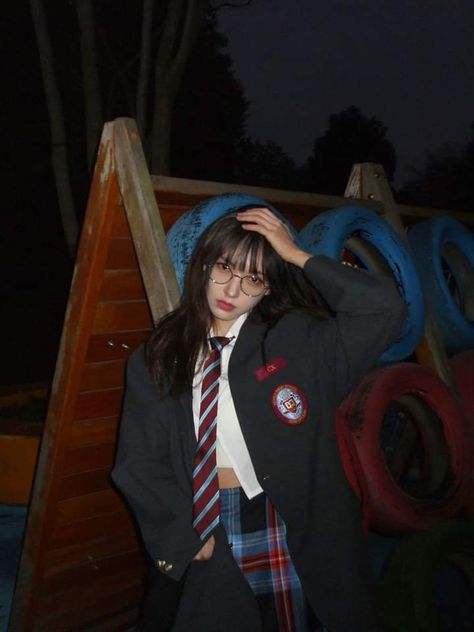 South Korean Girl, Rocket Girl, Hidden Love, Cheng Xiao, Cosmic Girls, Chinese Actress, Asian Actors, South Korean, Preppy Style