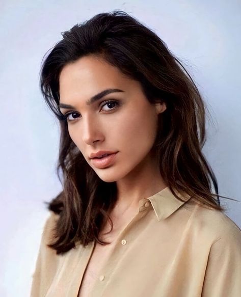 Gal Gadot Female Icon, Gal Gabot, Gal Gardot, Find Your People, Catherine Bell, Gal Gadot Wonder Woman, Women Faces, Wonder Women, Cute Eyes