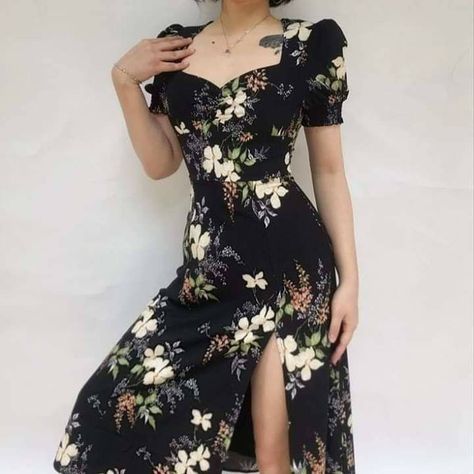 Flowery Dress Aesthetic, Flowery Dress, Flowery Dresses, Fe Clothing, Church Outfits, Looks Vintage, Classy Dress, Cute Casual Outfits, Dream Dress