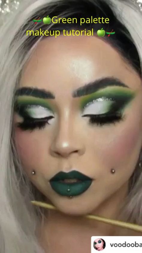 Onceler Makeup, Green Witch Makeup Halloween, Witch Makeup Halloween Pretty, Witch Makeup Ideas Pretty, Green Witch Makeup, Glam Witch Makeup, Halloween Witch Makeup Ideas, Maquillage Harry Potter, Green Makeup Look